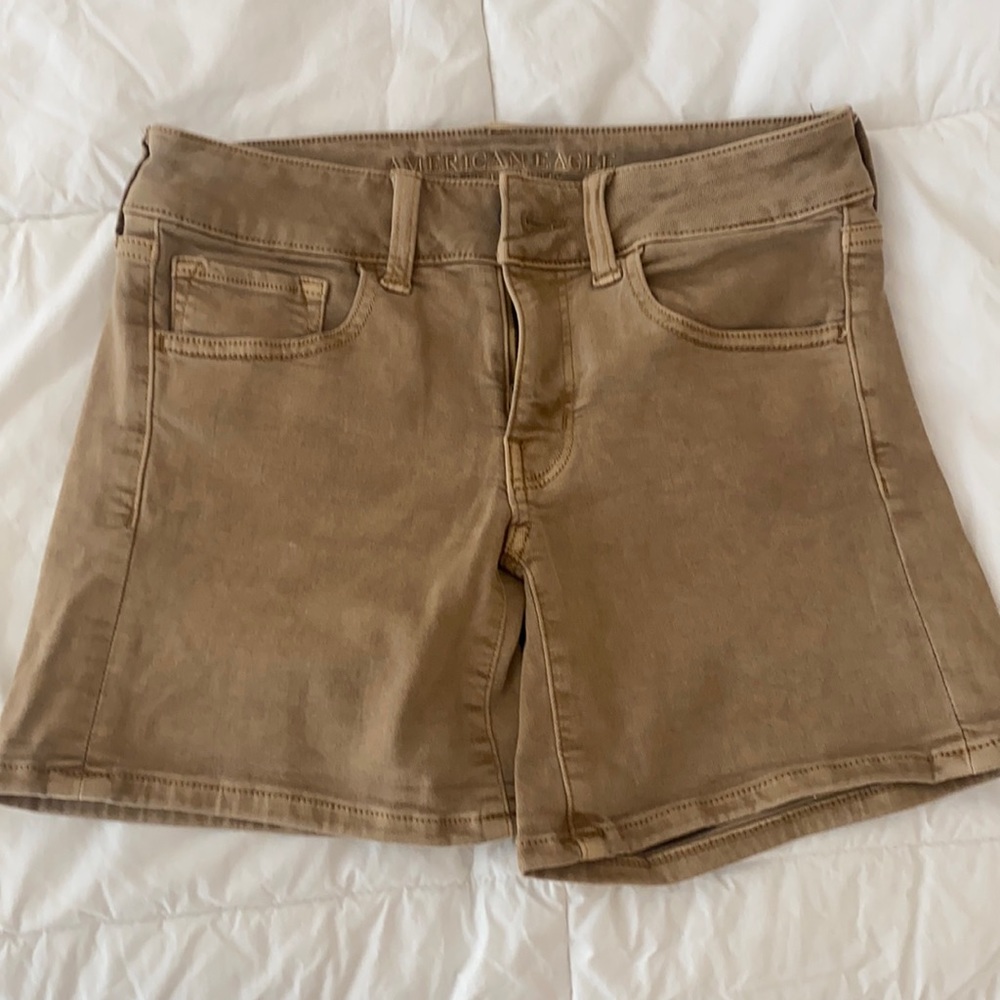 American Eagle super stretch midi shorts size 2